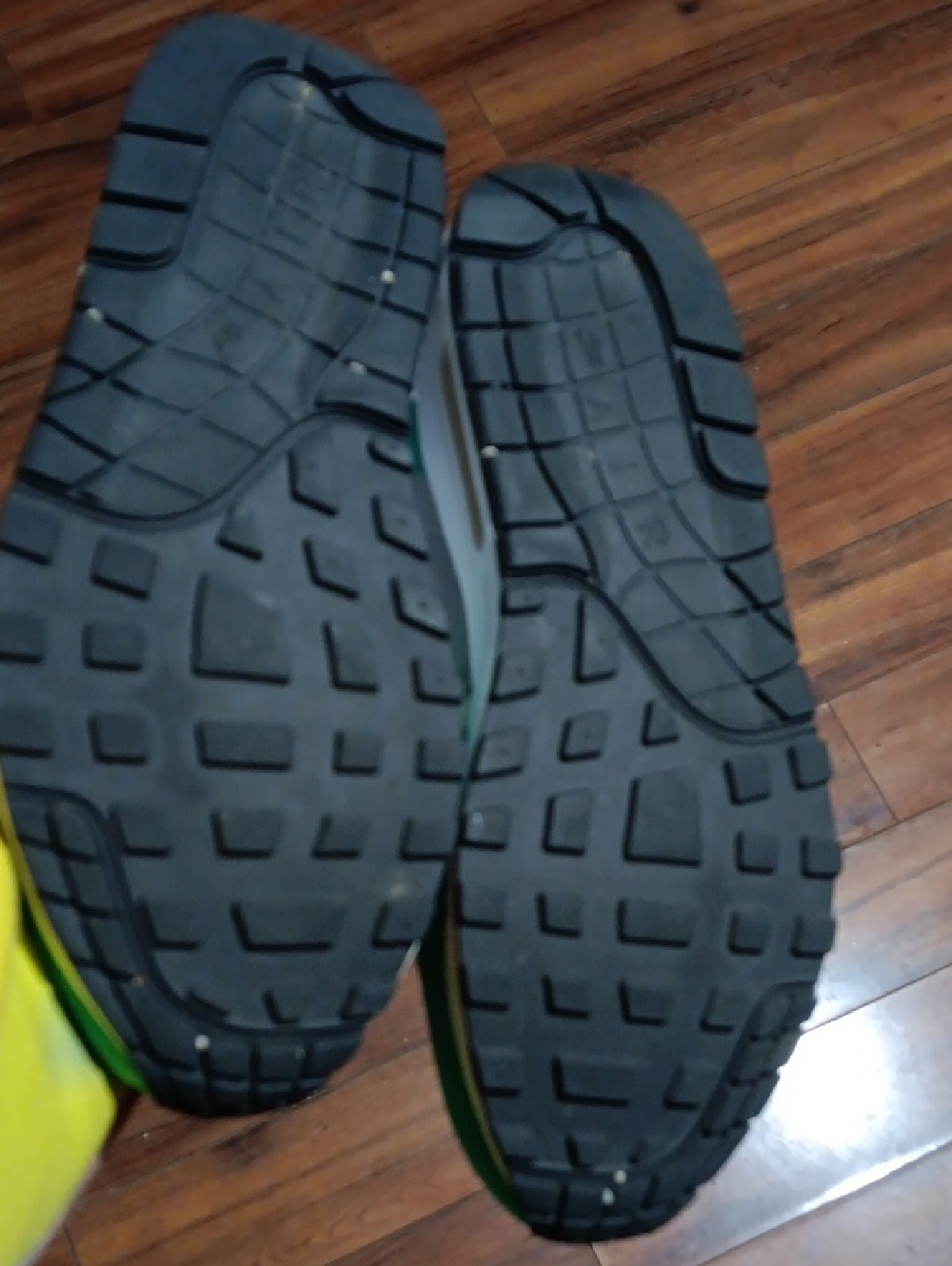 Clear Jade   Nike  Air Max 1 - Picture 3 of 5